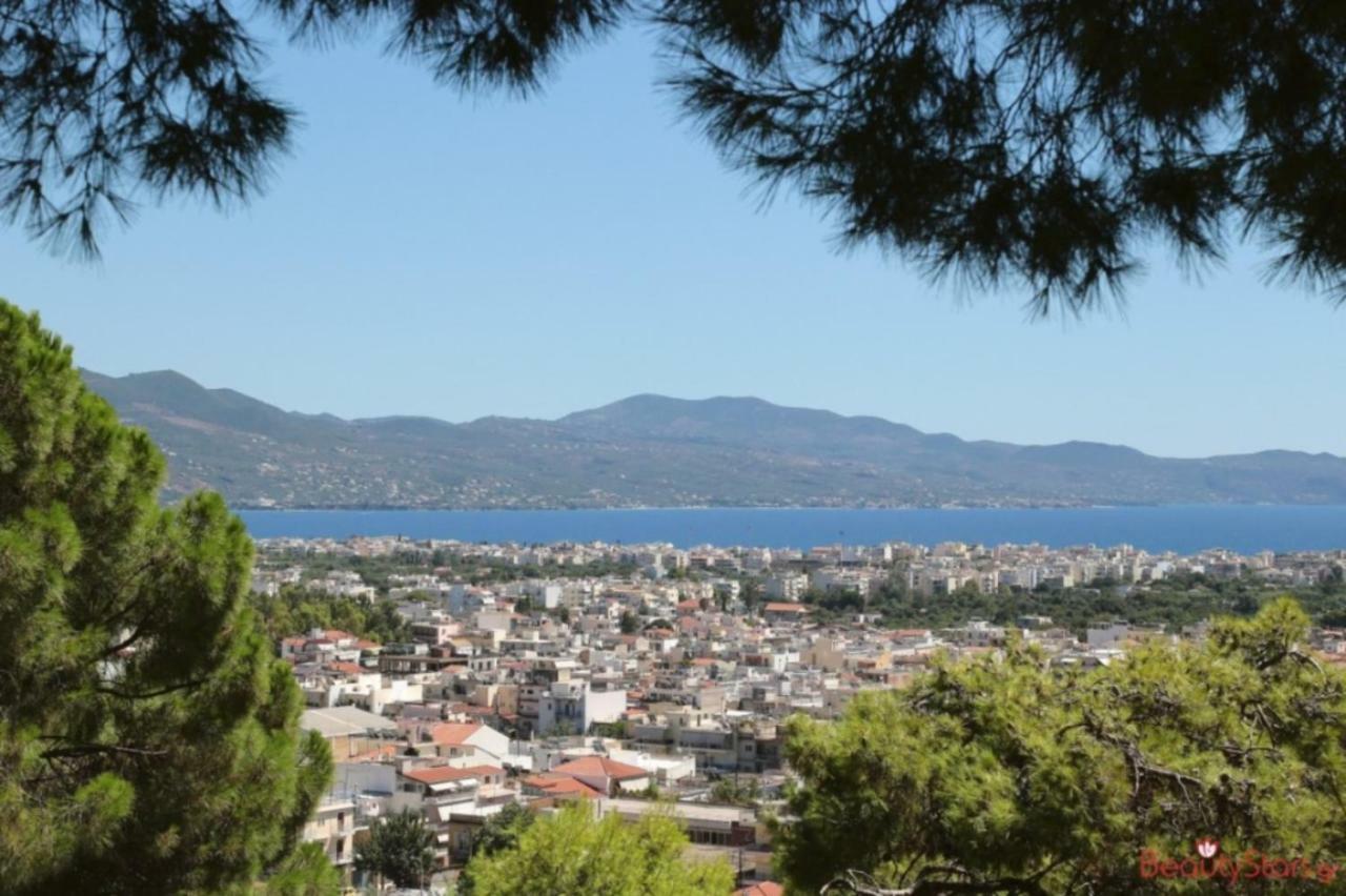 Relaxing Appt. Into The Heart Of Historical Center Apartment Kalamata Exterior photo